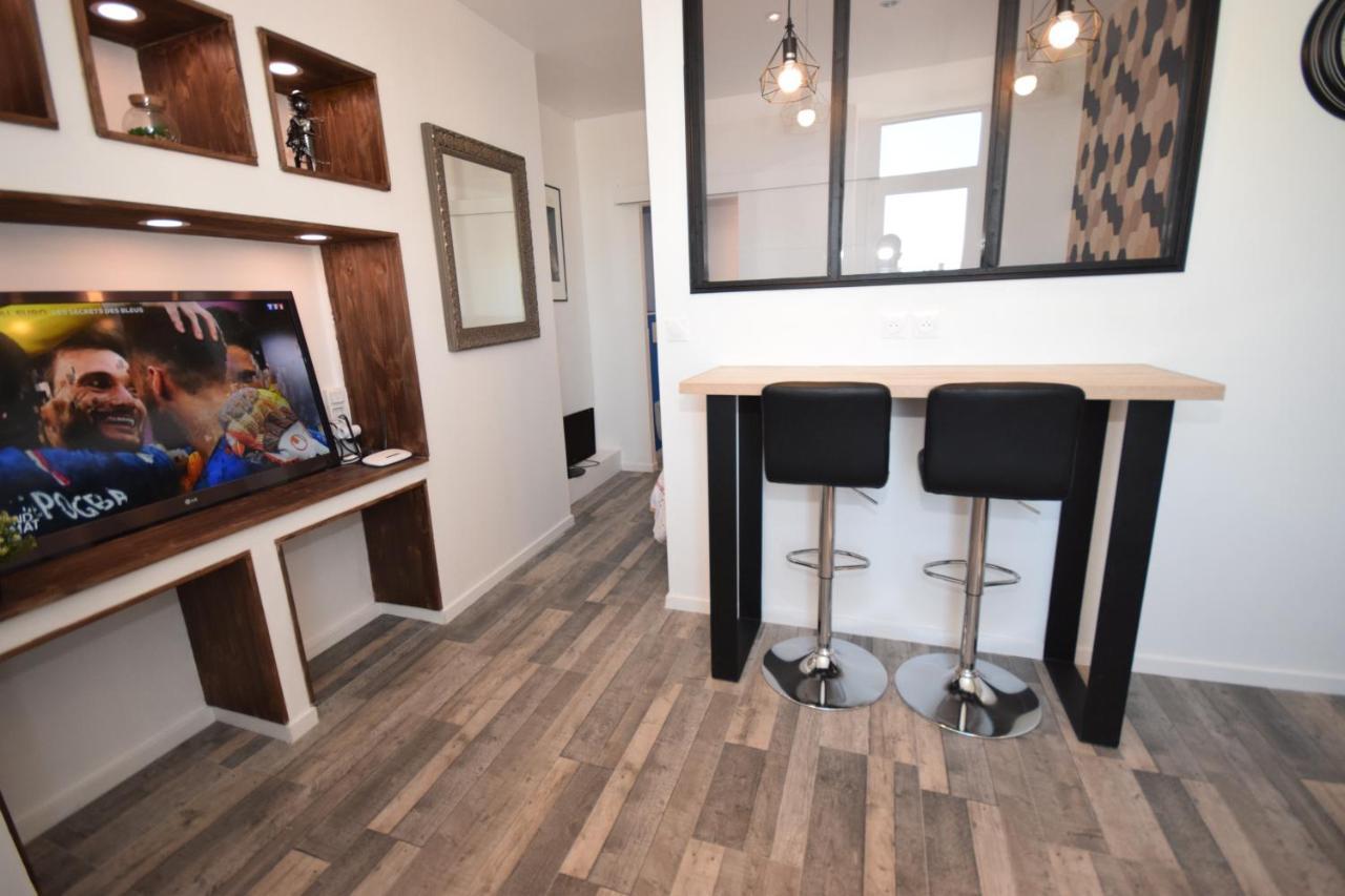 DESIGN APPART - HYPER CENTRE - TRAM - FREE WIFI - leRelaisdOdile21 Valenciennes Extérieur photo